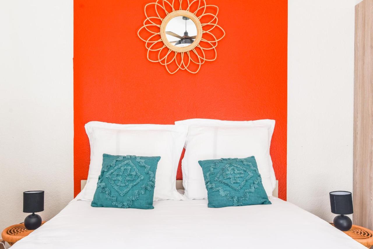 Petite Venise - Le Red Coffee - Centre Apartment *